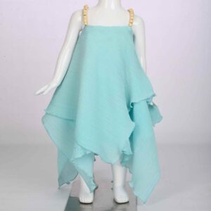 ky blue pleat top with wooden pearl strings