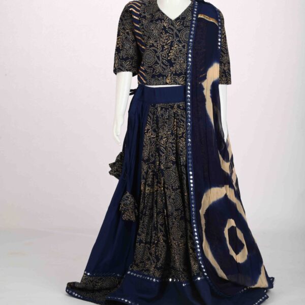 navy blue lehenga with tie dye dupatta